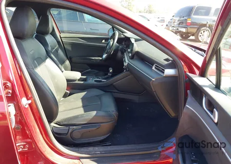 2021 Kia K5 Gt-Line from USA, damaged, VIN 5XXG64J28MG009702